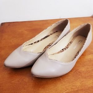 Light Gray Nude Kitten Wedge Flats 9M